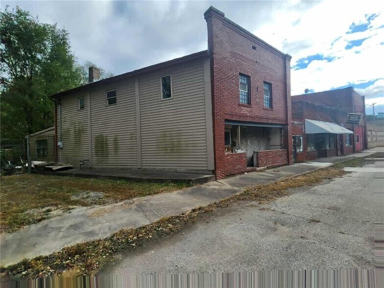 More Photos Of 5101 Savannah Rd, Saint Joseph Industrial For Sale