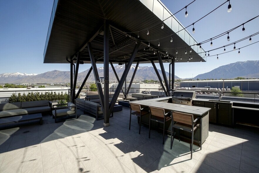 More Photos Of 450 N 1500 W, Orem Office For Lease
