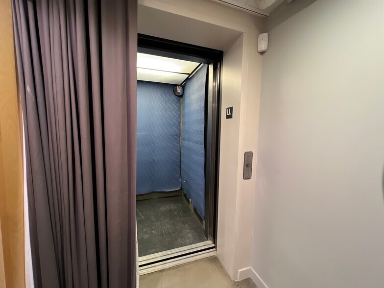 More Photos Of 172 Stanton St, New York Apartments For Lease