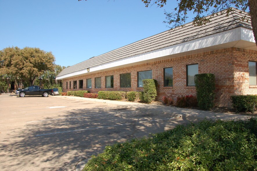 More Photos Of 3405 Custer Rd, Plano Office For Lease