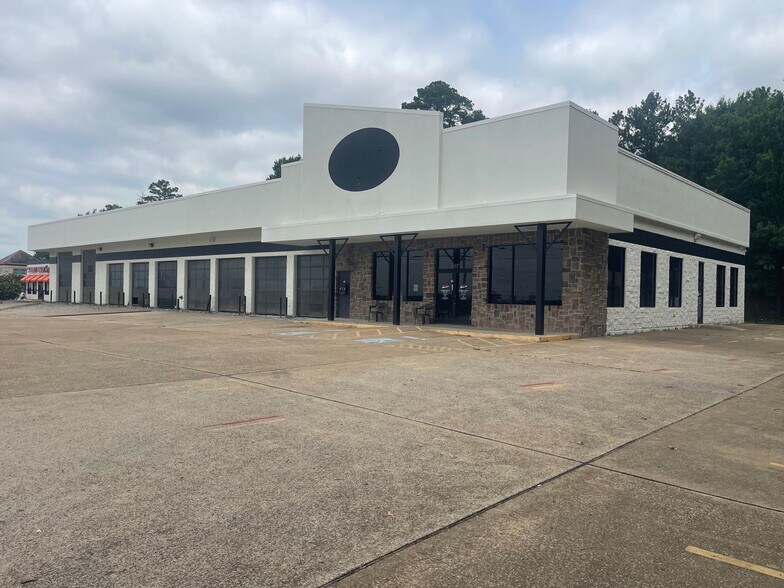 More Photos Of 817 Vann Dr, Jackson Storefront Retail Office For Lease