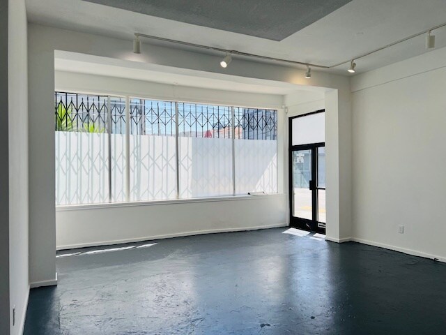 More Photos Of 1295 Alabama St, San Francisco Storefront Retail Residential For Lease