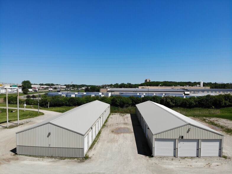 More Photos Of 2285 Northern Rd, Neenah Self Storage For Sale