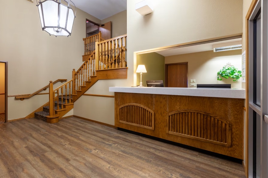 More Photos Of 227 Ripon Rd, Berlin Hotel For Sale