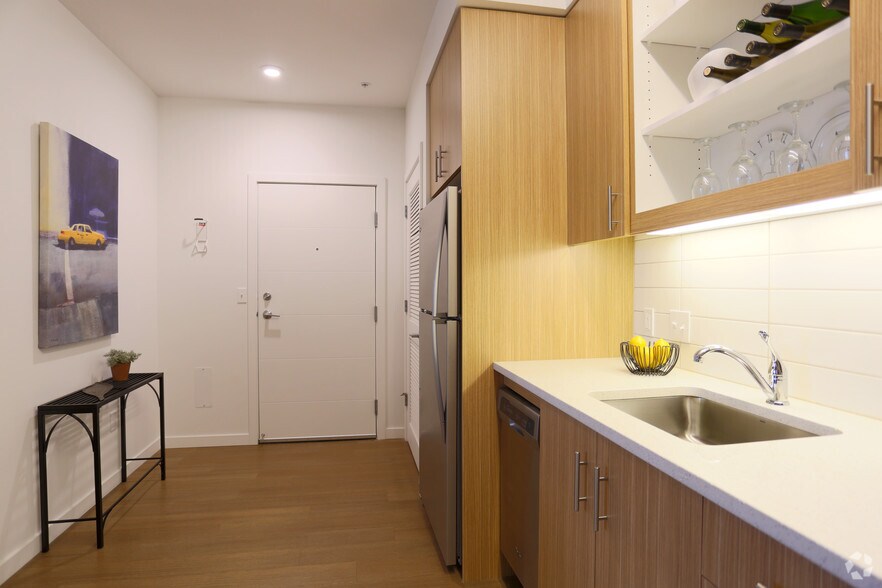 More Photos Of 3705 N Overlook Blvd, Portland Apartments For Sale