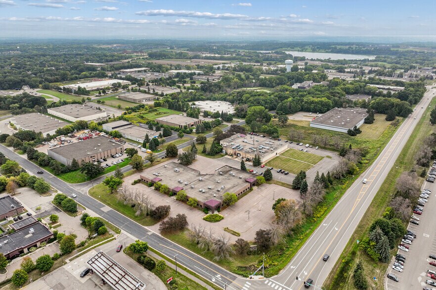More Photos Of 343 E 82nd St, Chaska Warehouse For Sale