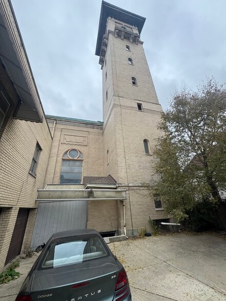 More Photos Of 5001 S Hermitage Ave, Chicago Religious Facility For Sale