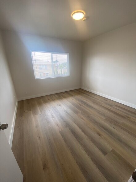 More Photos Of 3617 W 60th, Los Angeles Apartments For Sale