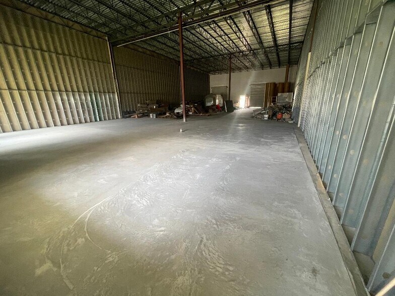 More Photos Of 1750 Longleaf Blvd, Lake Wales Light Distribution For Sale