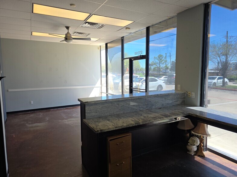 More Photos Of 9025 N Sam Houston Pky E, Humble Unknown For Lease