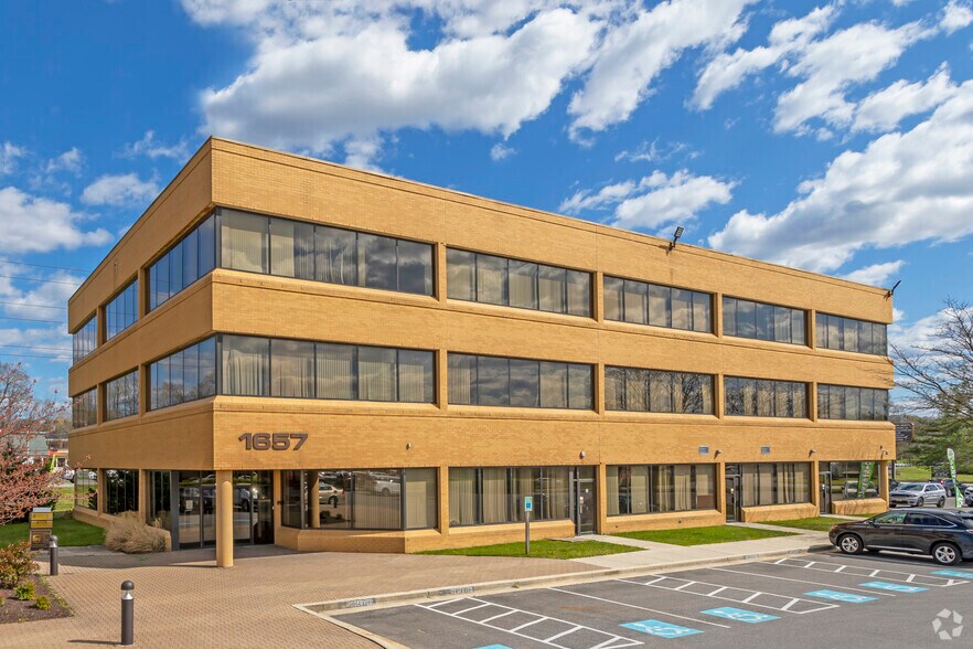 More Photos Of 1655 Crofton Blvd, Crofton Unknown For Lease
