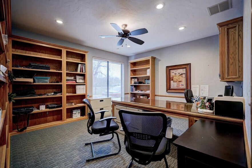More Photos Of 4832 Richmond Square Dr, Oklahoma City Office For Sale