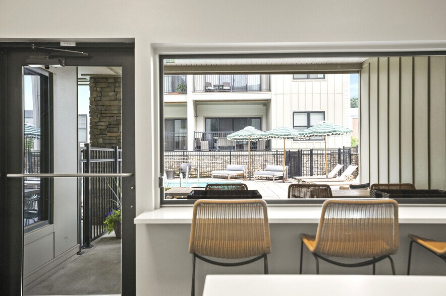 More Photos Of 77A Excelsior Ave, Saratoga Springs Apartments For Lease