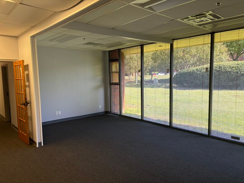 More Photos Of 2800 Peterson Pl, Norcross Warehouse For Lease