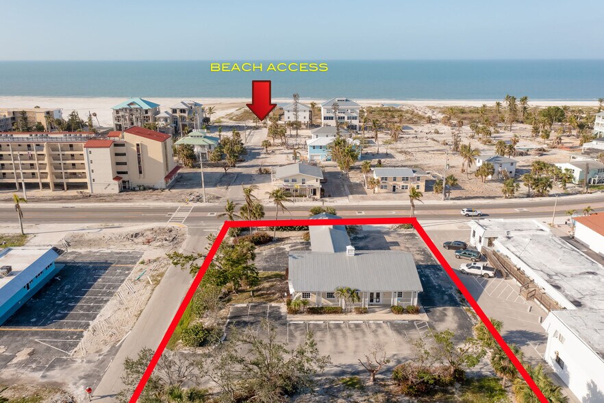 More Photos Of 6061 Estero Blvd, Fort Myers Bank For Sale