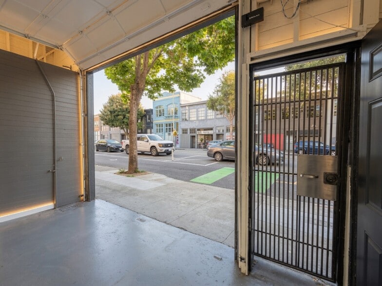 More Photos Of 1237 Folsom St, San Francisco Flex For Lease