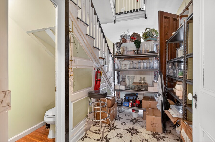 More Photos Of 22 S Main St, Allentown Office For Sale