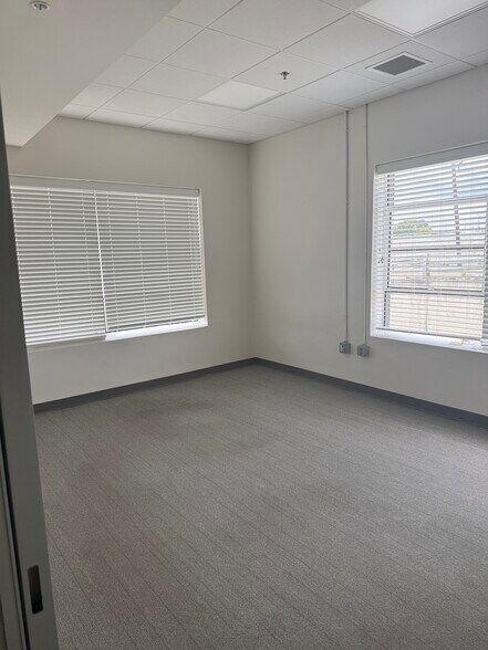 More Photos Of 3501 1st Ave S, Birmingham Light Manufacturing For Lease