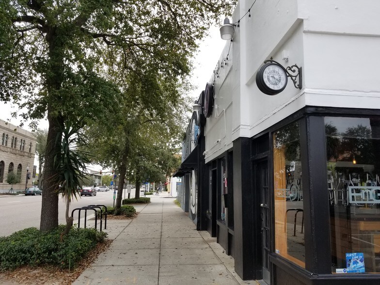 More Photos Of 900 1st Ave N, Saint Petersburg General Retail For Sale