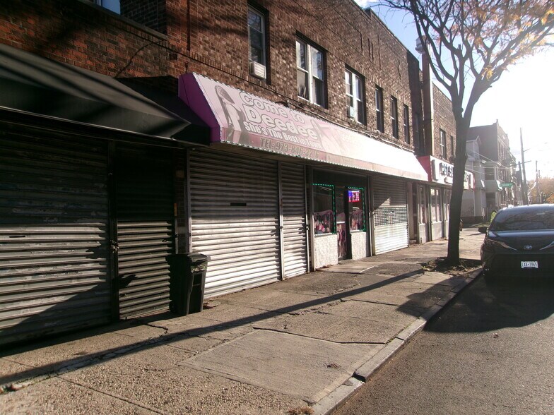 More Photos Of 324 Clinton Pl, Newark Storefront Retail Residential For Lease