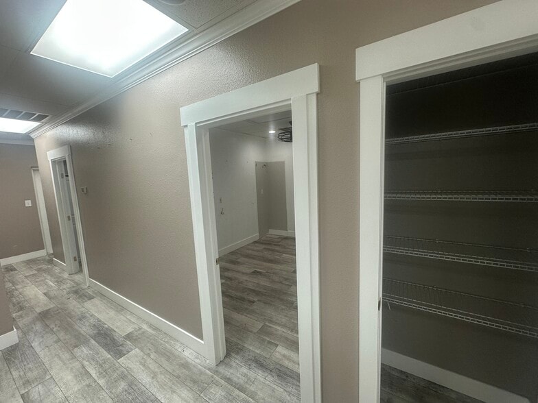 More Photos Of 608-618 Oakfield Dr, Brandon Unknown For Lease