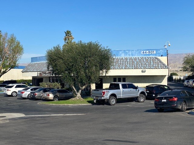 More Photos Of 44901 Golf Center Pky, Indio Unknown For Lease