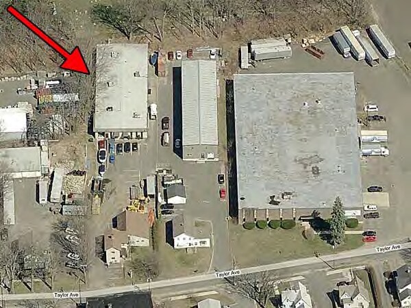 More Photos Of 18 Taylor Ave, Bethel Warehouse For Lease