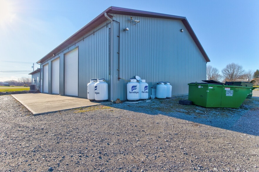 More Photos Of 5773 E Main Street Rd, Batavia Warehouse For Lease