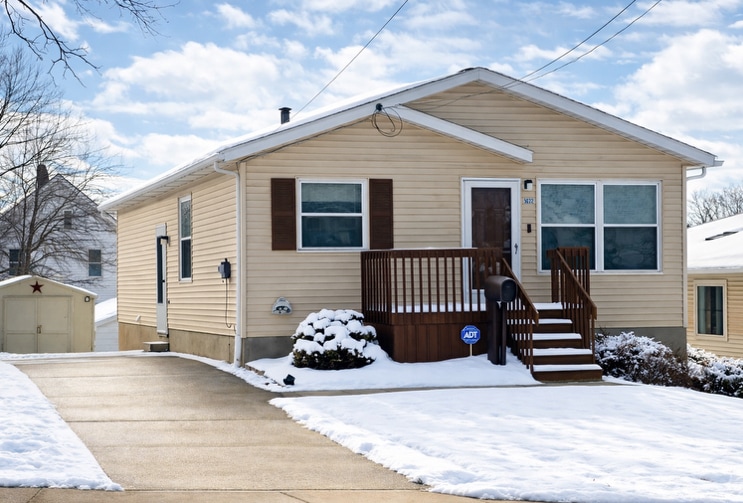 Primary Photo Of , Akron Specialty For Sale