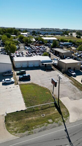 More Photos Of 16299 Fm 1325, Austin Auto Repair For Lease