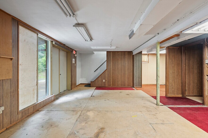 More Photos Of 9270 Old Perry Hwy, Pittsburgh Loft Creative Space For Sale