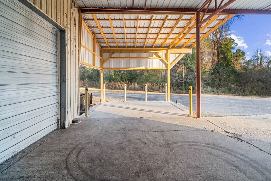 More Photos Of 12087 Joe Brown Hwy S, Tabor City Warehouse For Sale