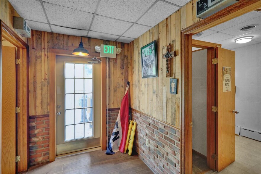 More Photos Of 655 Route 61, Orwigsburg Restaurant For Sale