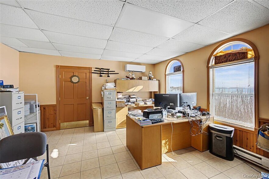 More Photos Of 200 Atlantic Ave, East Moriches Marina For Sale