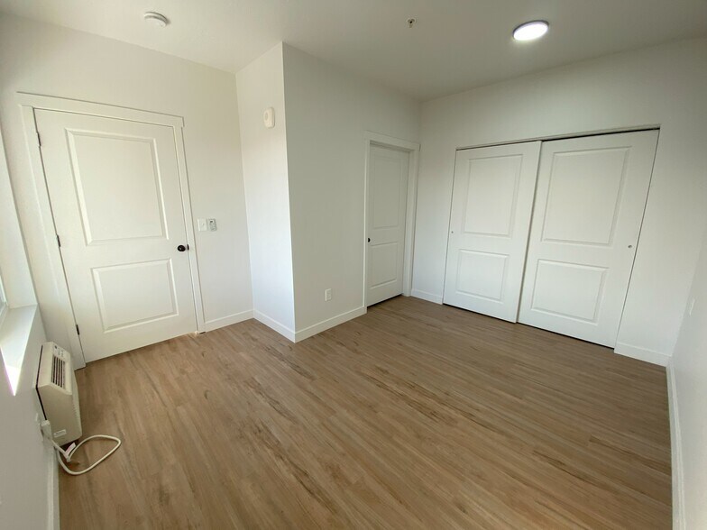 More Photos Of 404 E 5600 S, Salt Lake City Apartments For Sale