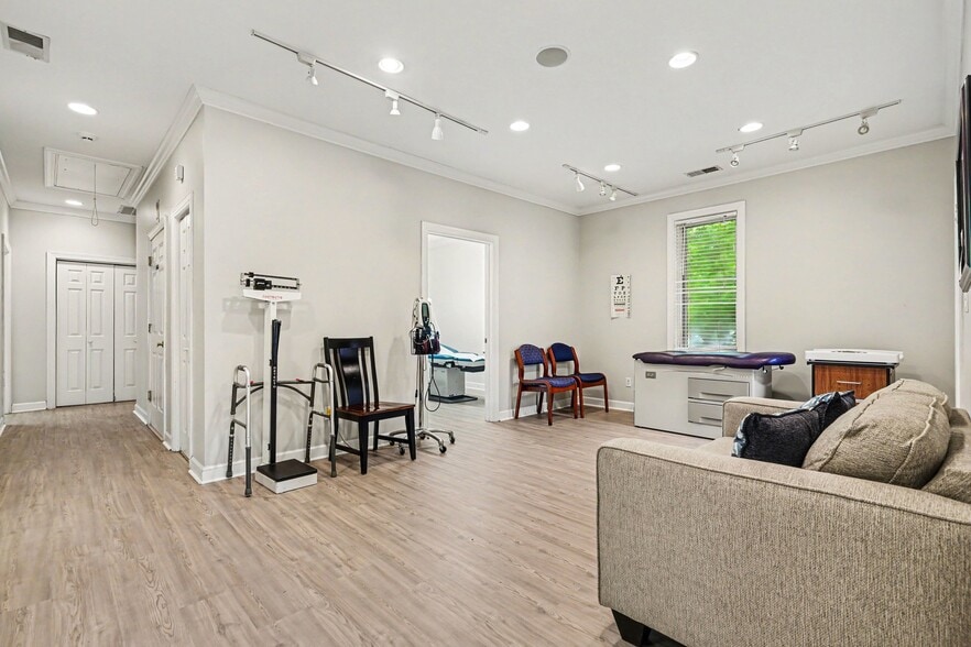 More Photos Of , Charlotte Office For Sale