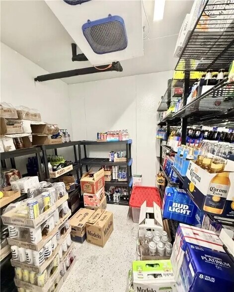 More Photos Of 6134 Elim Church Rd NE, Ludowici Service Station For Sale