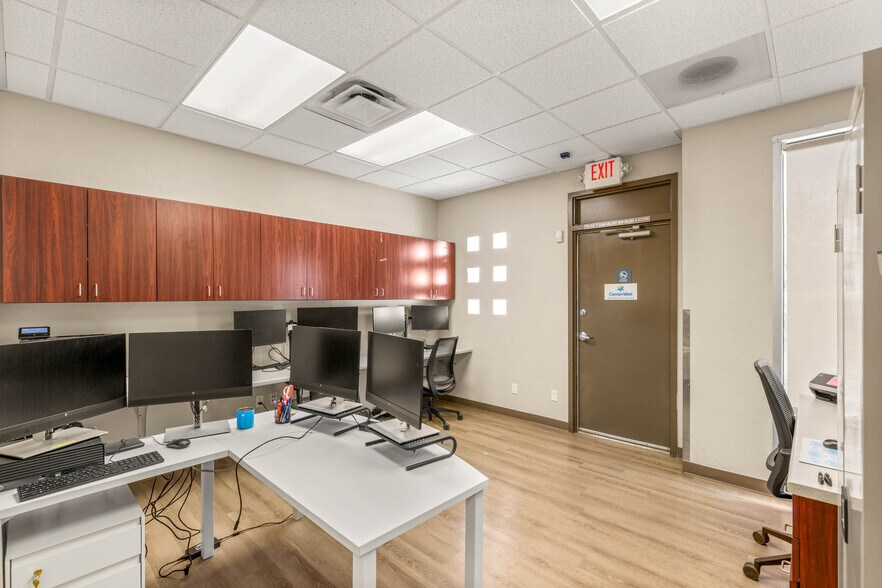 More Photos Of 2601 N Tenaya Way, Las Vegas Office For Sale