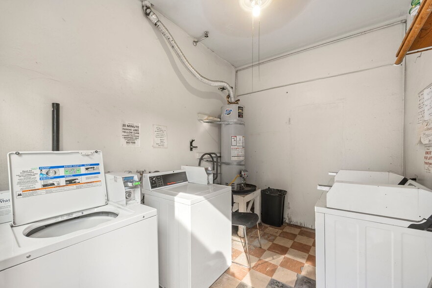 More Photos Of 4010-4018 W Commonwealth Ave, Fullerton Storefront Retail Residential For Sale