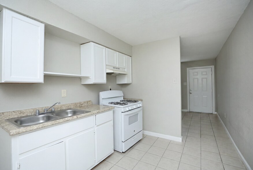 More Photos Of 2312-2315 Avenue B, Dickinson, TX 77539 Ave, Dickinson Apartments For Sale