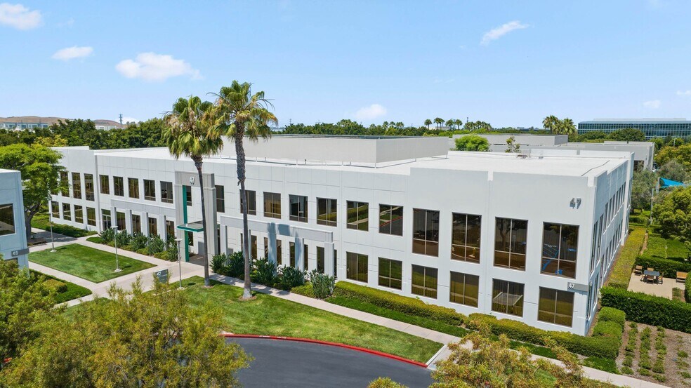 More Photos Of 46 Discovery, Irvine Unknown For Lease