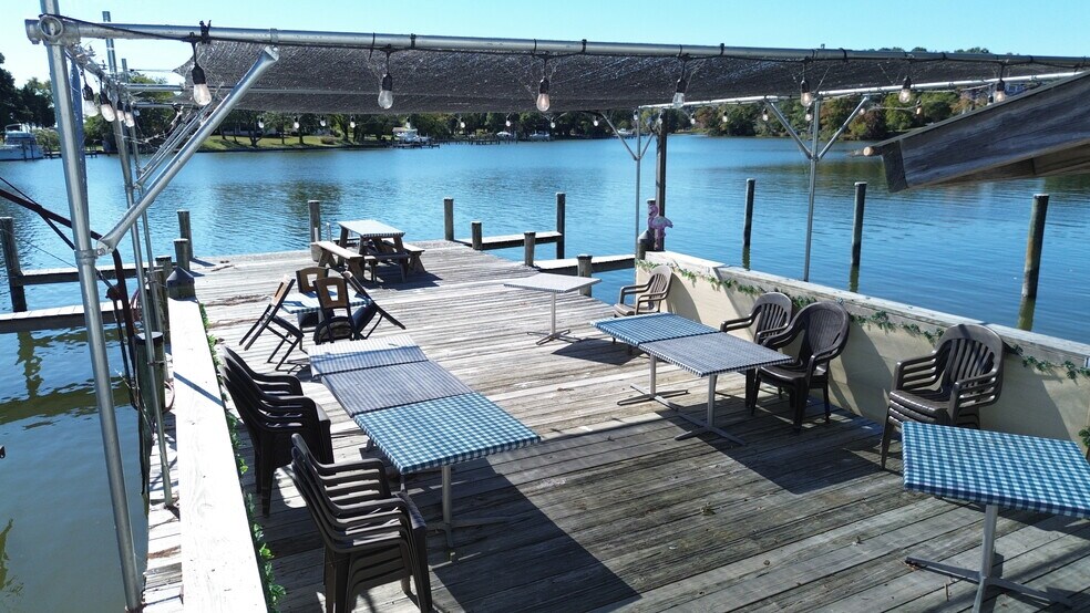 More Photos Of 38869 Morris Point Rd, Abell Restaurant For Sale