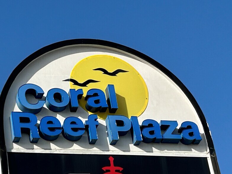 More Photos Of 15315-15327 S Dixie Hwy, Palmetto Bay Unknown For Lease