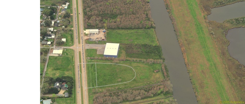 More Photos Of 1841 S Alex Plaisance Blvd, Golden Meadow Warehouse For Sale