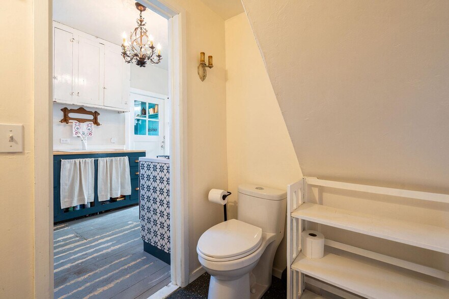 More Photos Of 203 5th Ave W, Kalispell Freestanding For Sale