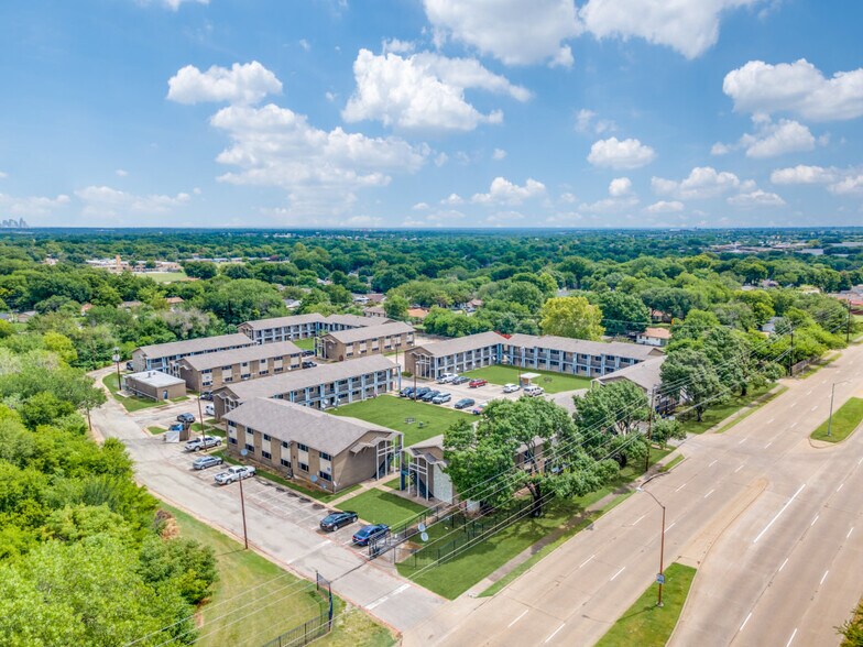 More Photos Of 911 W Wheatland Rd, Dallas Apartments For Sale