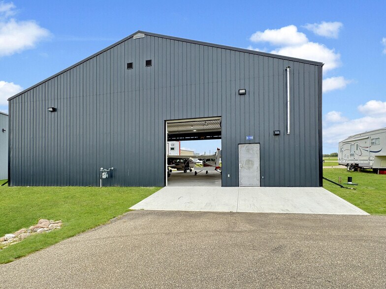 More Photos Of #30 1422 Township 320 Mountain View County rd, Didsbury Specialty For Sale