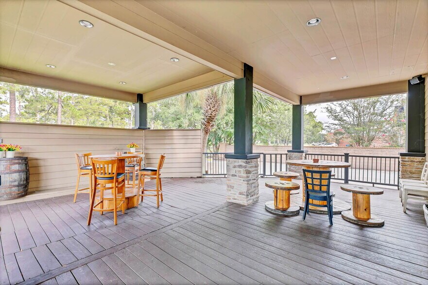 More Photos Of 2579 Douglas Ave, Brewton Restaurant For Sale