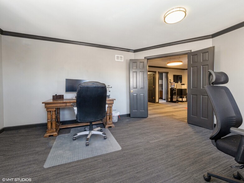 More Photos Of 1600 W Colonial Pky, Inverness Office For Lease