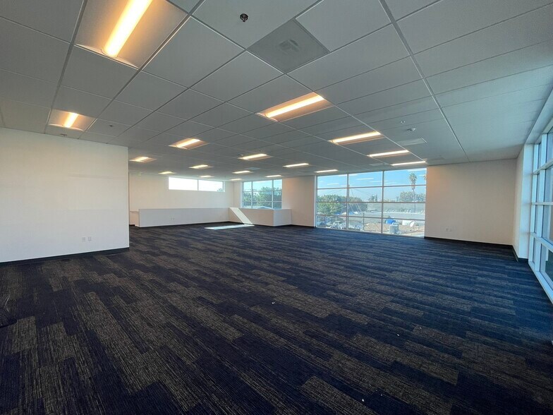More Photos Of 8422 Commonwealth Avenue, Buena Park Warehouse For Sale